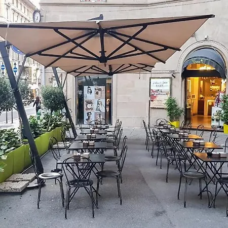 Youri Il Magnifico 2* Genua